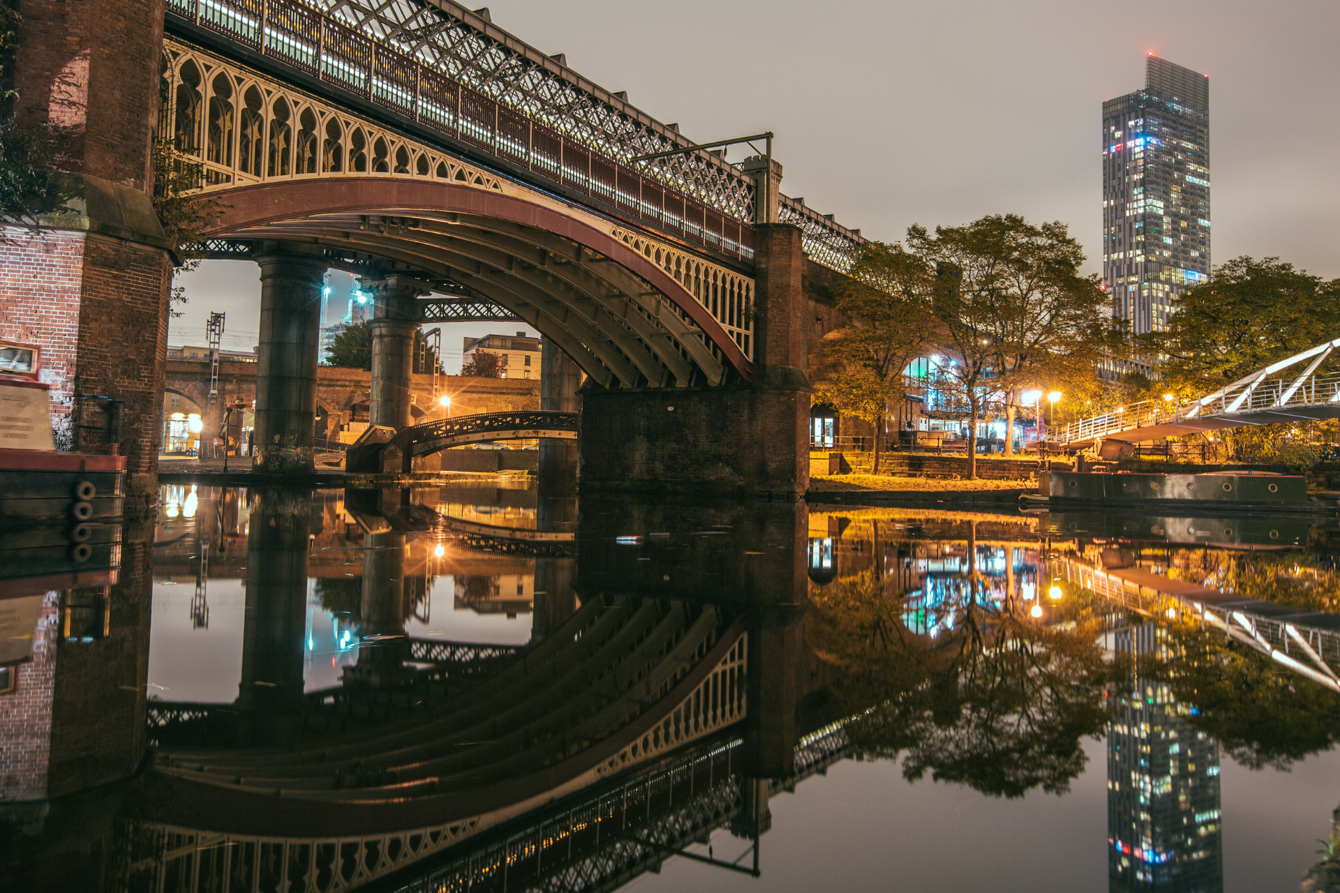 Why Are London Investors Choosing Manchester?